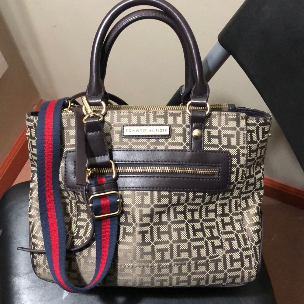 Tommy Hilfiger handbag